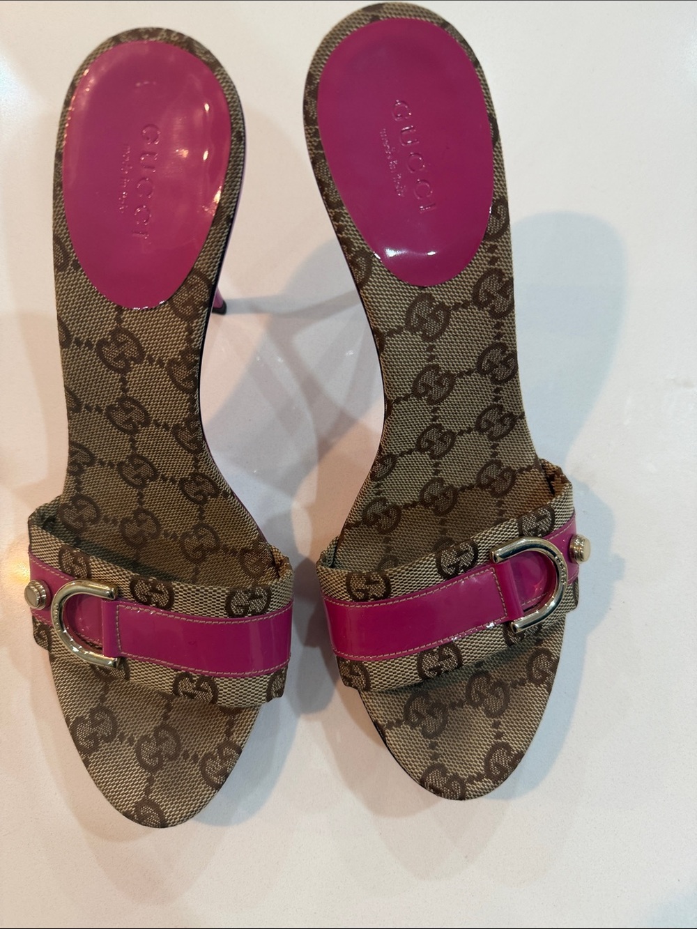 Gucci Tom Ford era 2004 Vintage Brown Monogram Mules with Pink Patent Trim💕💕💘 - Picture 2 of 16